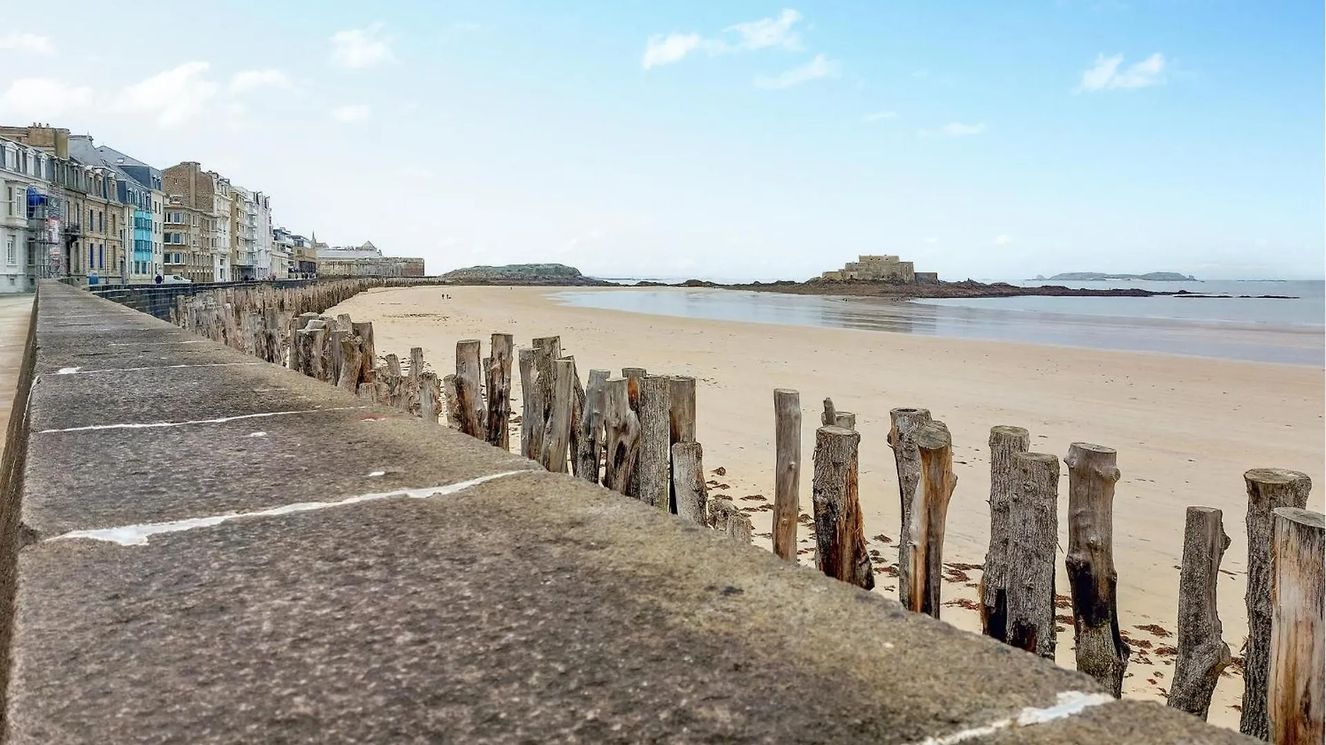 Beautiful Apartment In Saint-Malo With Wifi Франция